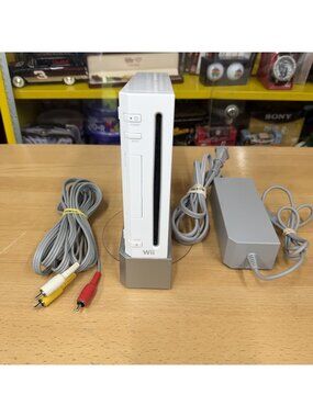 Nintendo Wii RVL-001 USA White Console Sensor Bar AV Cable Power Cable - TESTED